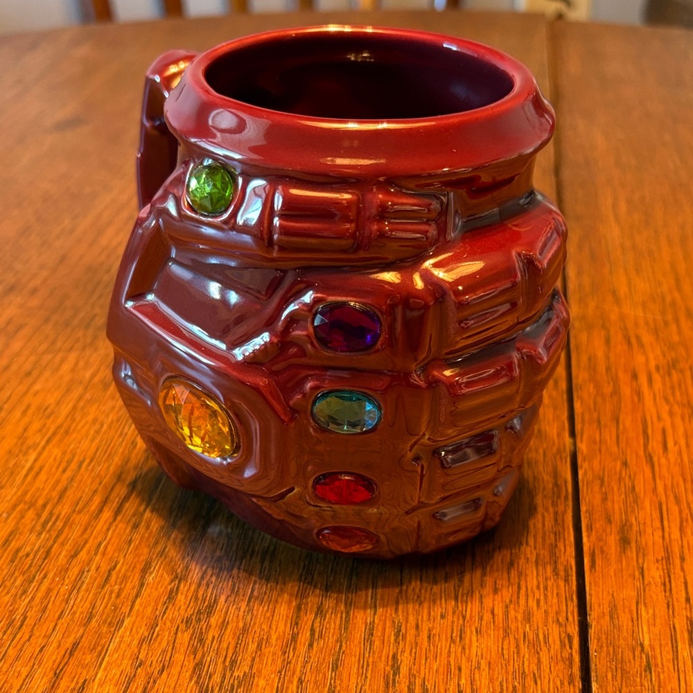 Red Infinity Gauntlet Mug -Avengers